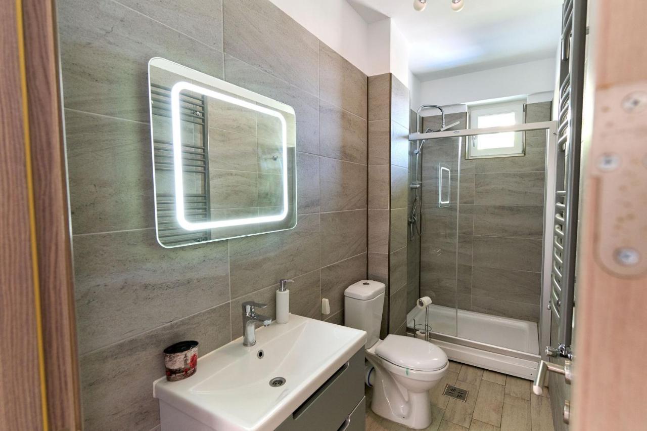 Glamour Red Apartment 22 In Spa Pool Resort มามายา ภายนอก รูปภาพ