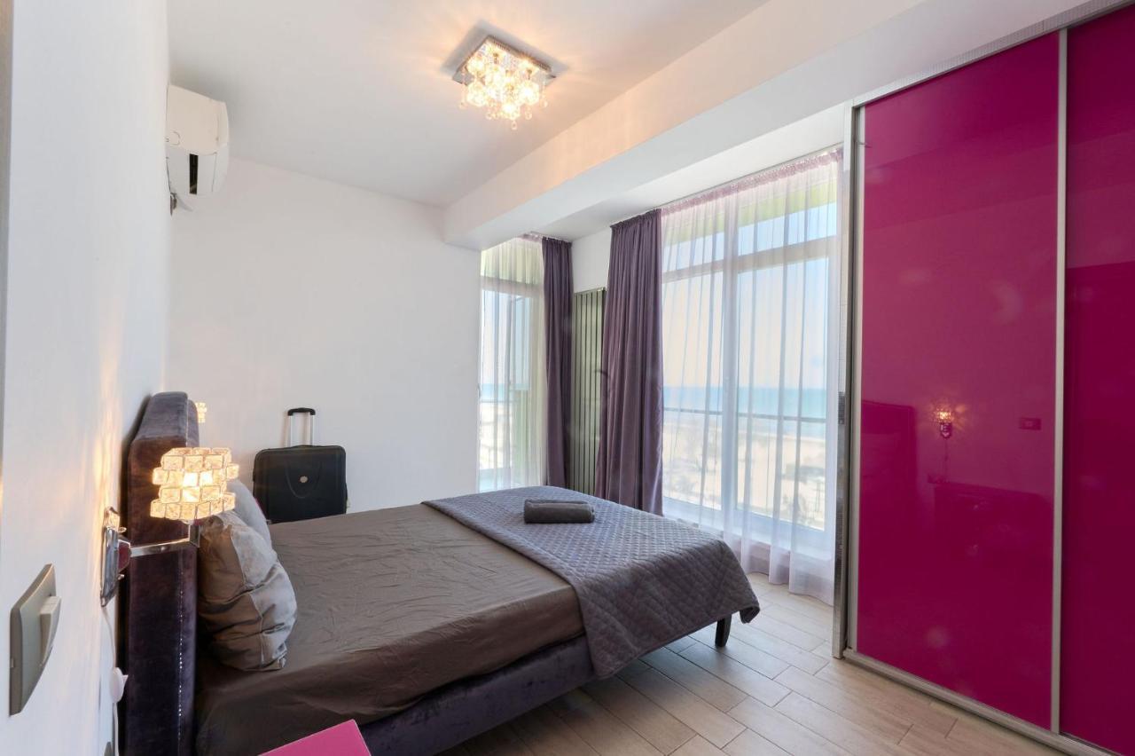 Glamour Red Apartment 22 In Spa Pool Resort มามายา ภายนอก รูปภาพ